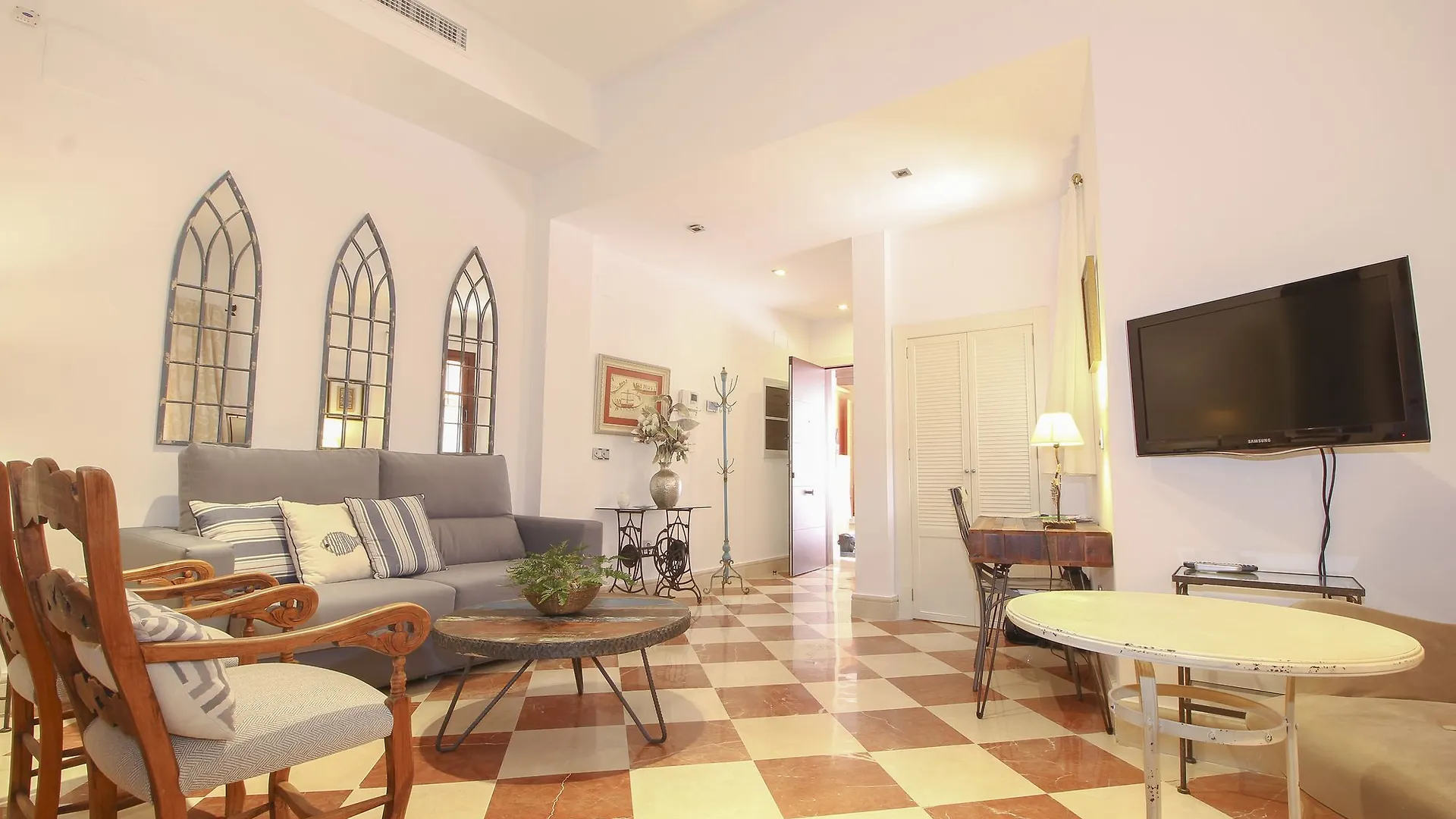 Deluxe Apart. Pza De La Encarnacion Q5 إشبيلية
